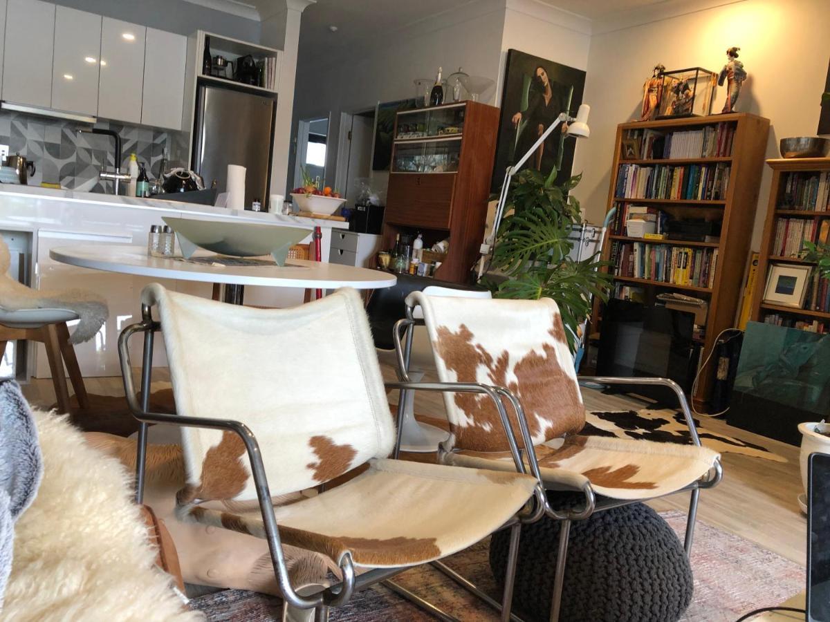 Cool Apartment, Central To Everything, Share With 2X Bulldogs Auckland Exterior foto